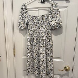 H&M Floral Puff Sleeve Dress